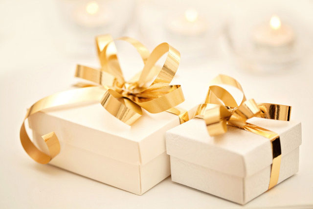 Vậy làm sao để chọn được một món quà cưới thật ưng ý? Những gợi ý sau sẽ giúp bạn.